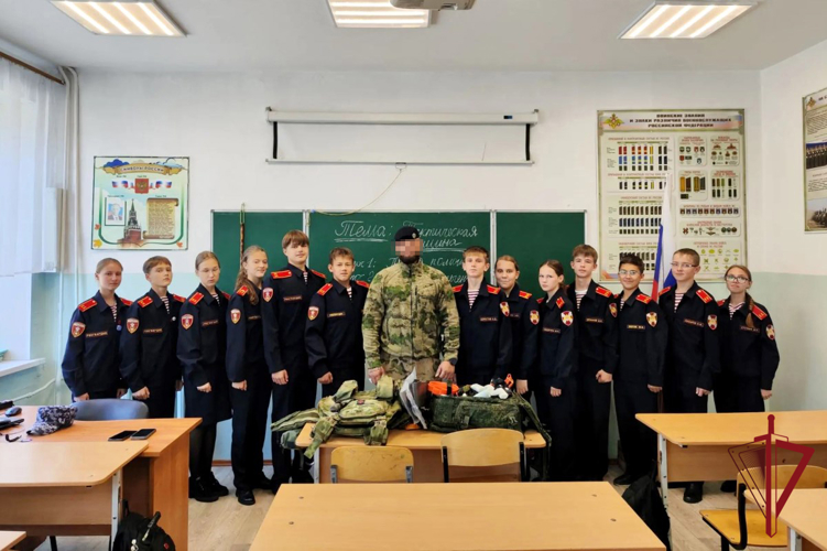 В Приморье кадеты Росгвардии освоили азы тактической медицины 