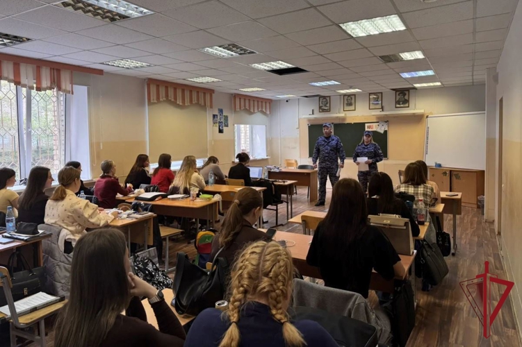 Во Владивостоке продолжается акция «Профессионалы на службе»