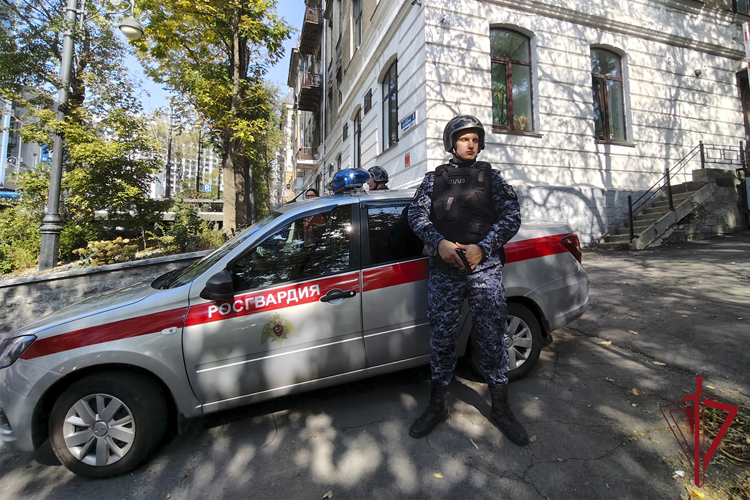 В Приморье сотрудники Росгвардии приняли участие в штабной тренировке по гражданской обороне